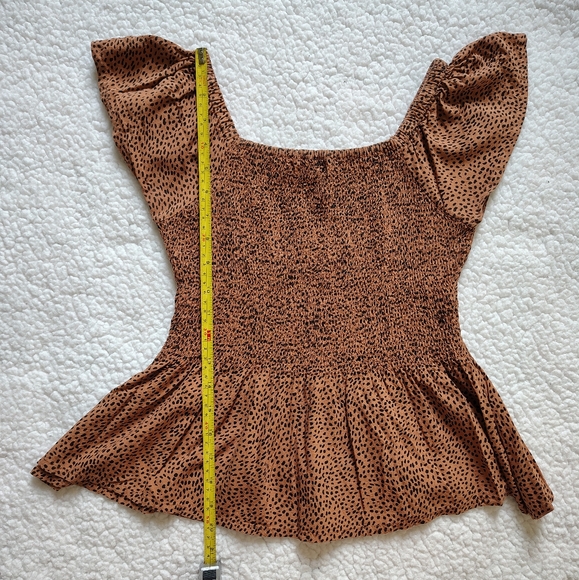 Japna Women's Size XS Cheetah Print Smocked Peplum Top - Picture 6 of 11